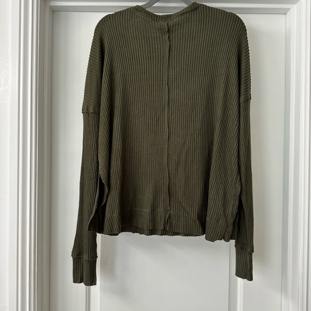 Target V-Neck Ribbed Long Sleeve - Picture 3 of 3